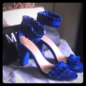 Royal Blue Open Toe Chunky Heel Sandal Sz 11